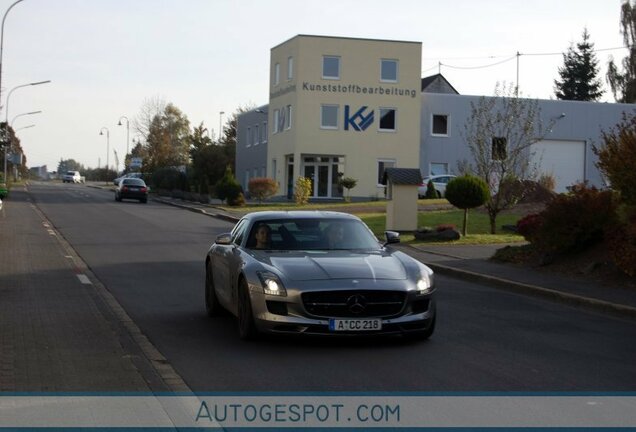 Mercedes-Benz SLS AMG