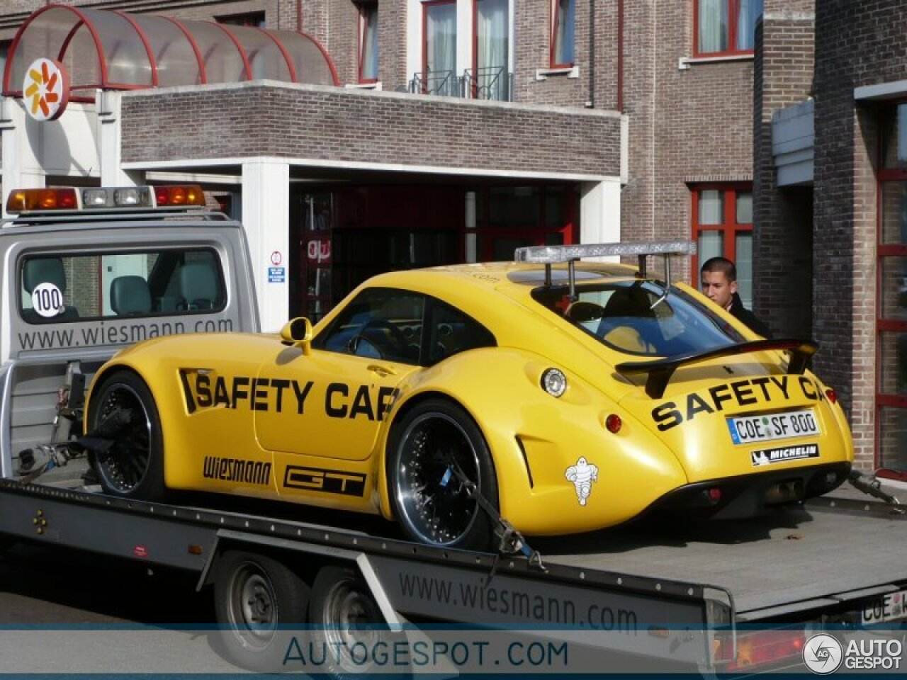 Wiesmann GT MF5 Safety Car