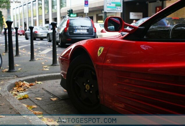 Ferrari Testarossa