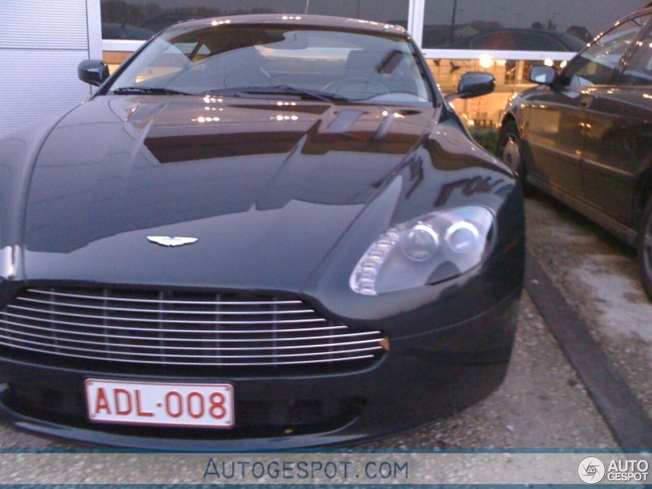 Aston Martin V8 Vantage