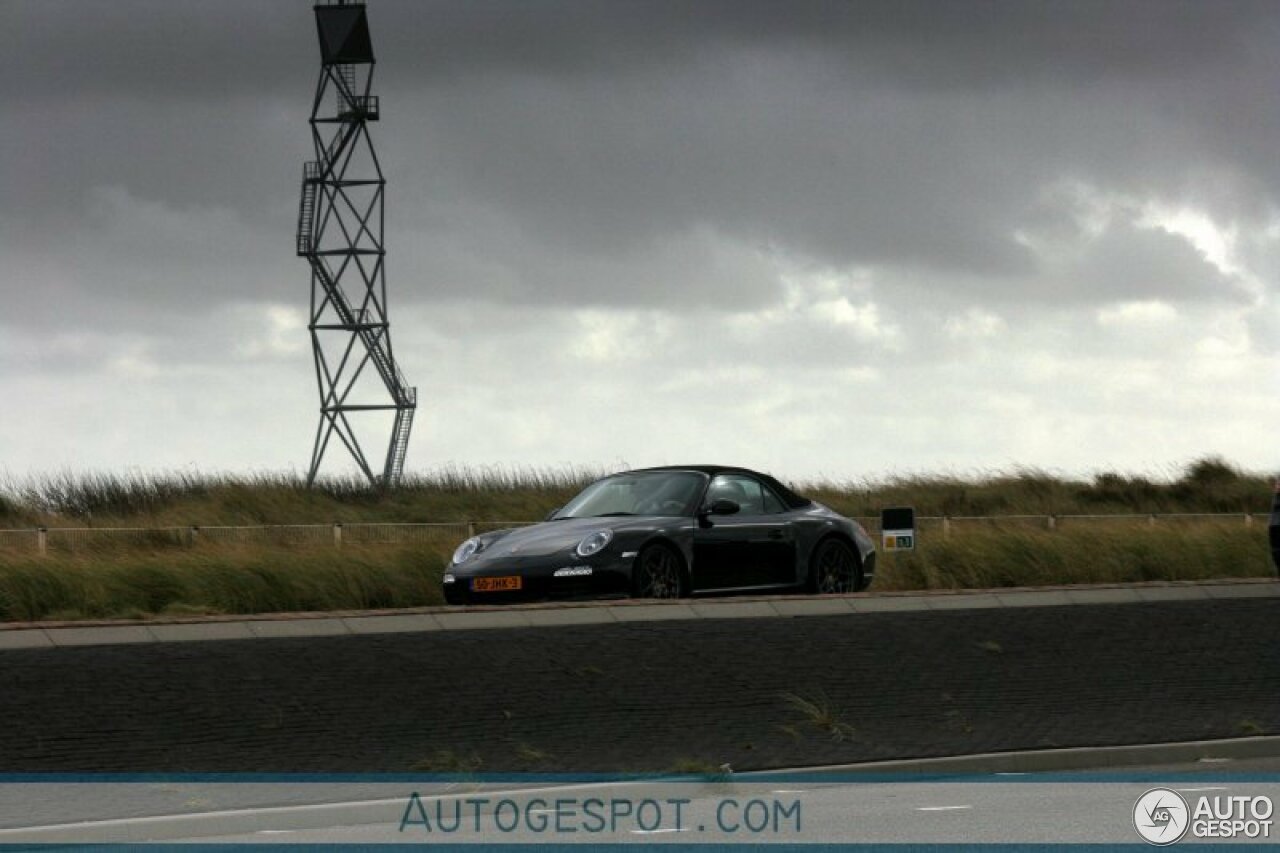 Porsche 997 Carrera 4S Cabriolet MkII Pon Edition