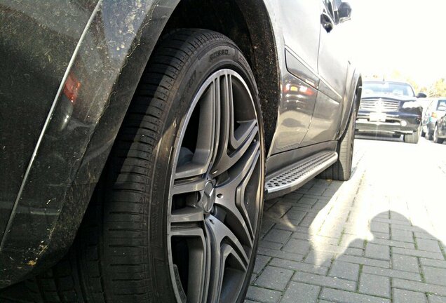 Mercedes-Benz ML 63 AMG W164 2009