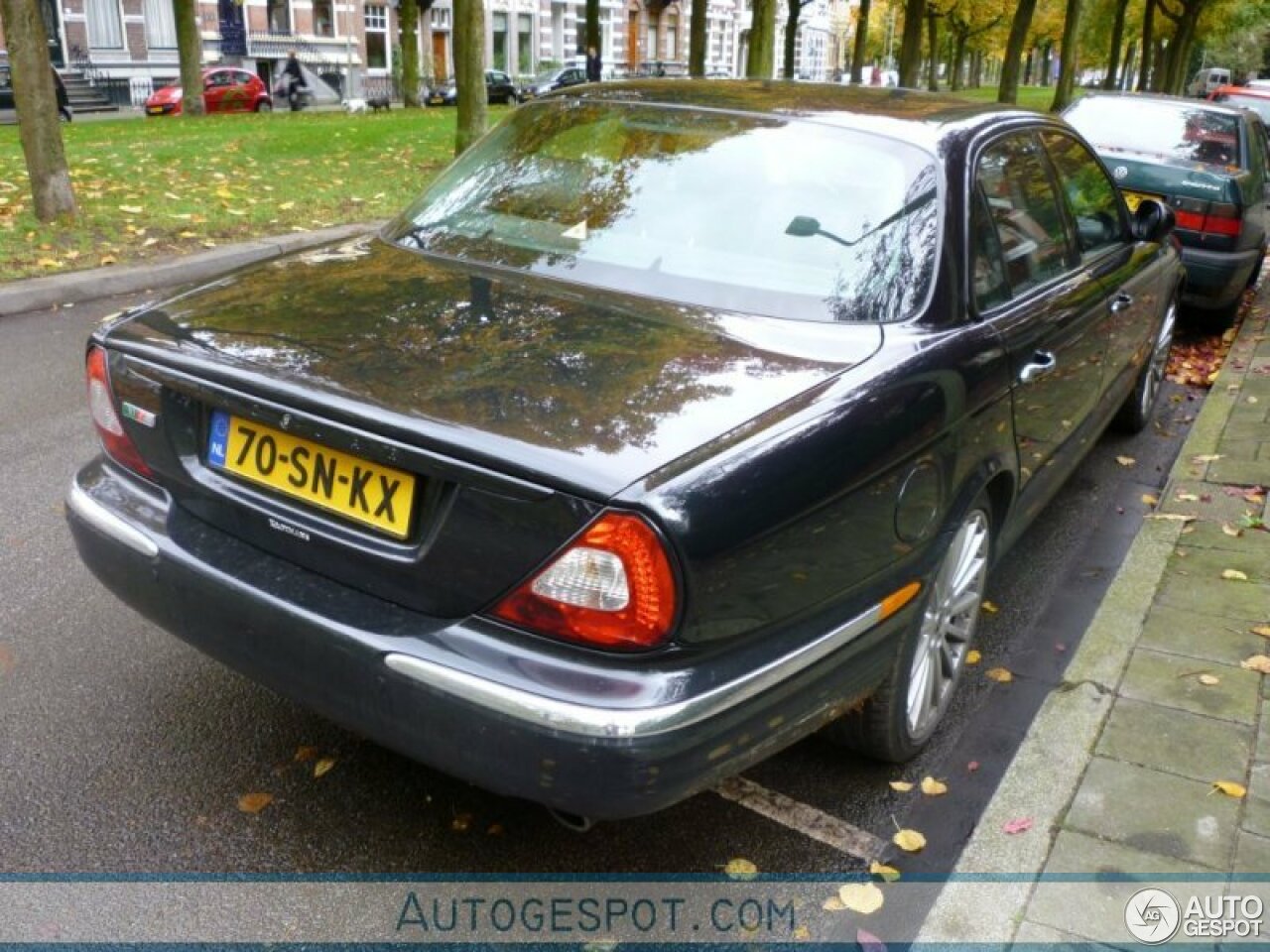 Jaguar XJR