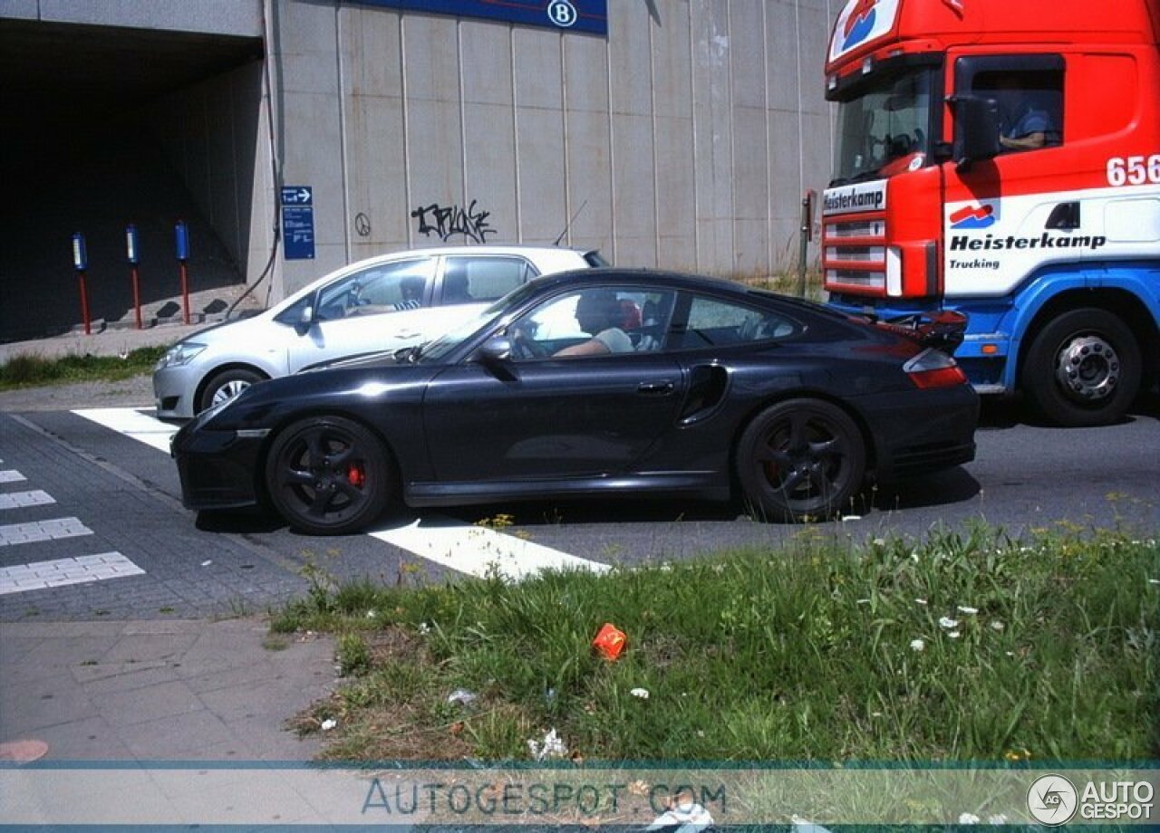 Porsche 996 Turbo