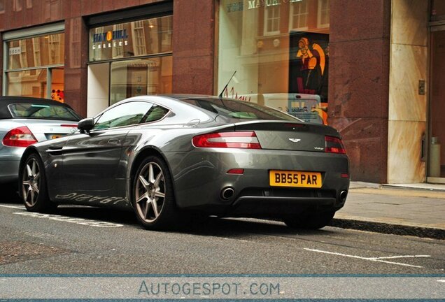 Aston Martin V8 Vantage