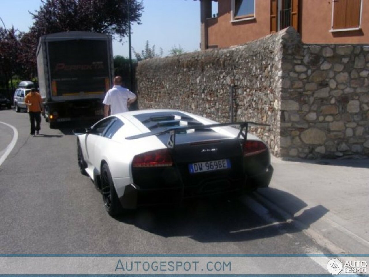 Lamborghini Murciélago LP670-4 SuperVeloce