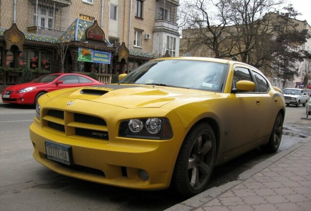 Dodge Charger SRT-8 Super Bee