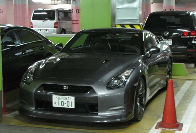 Nissan GT-R