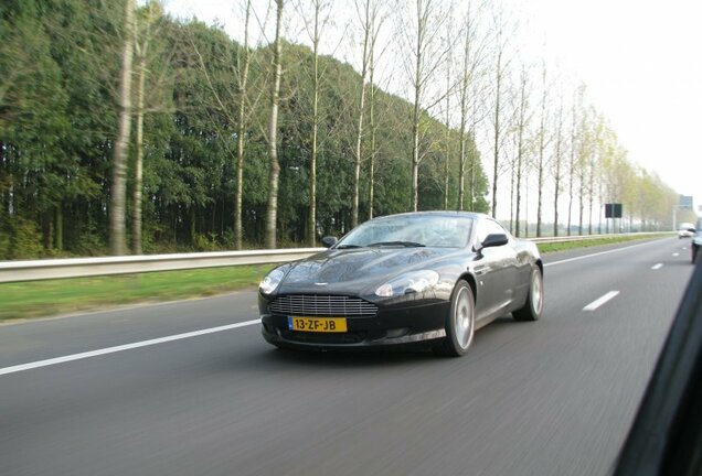 Aston Martin DB9