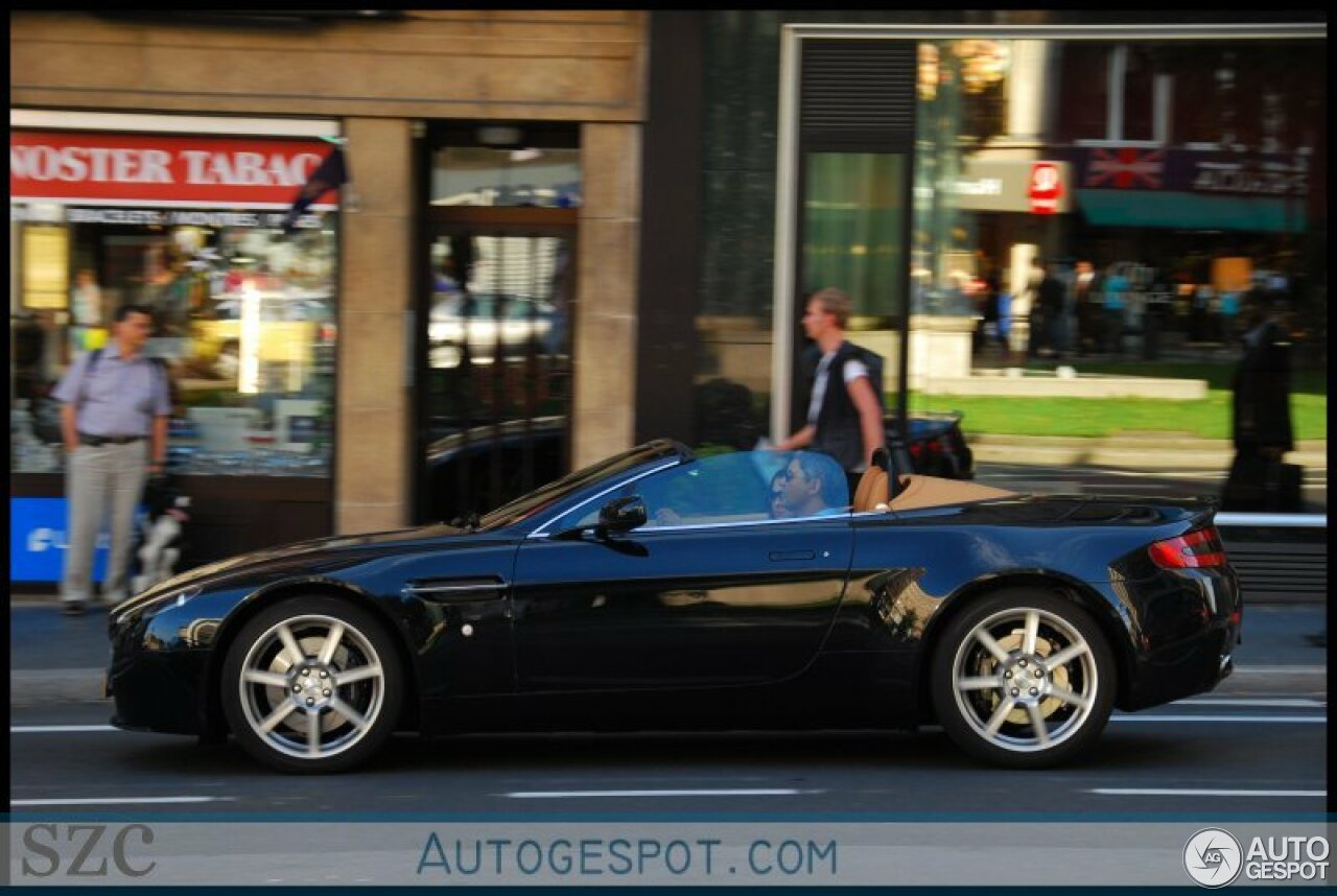 Aston Martin V8 Vantage Roadster