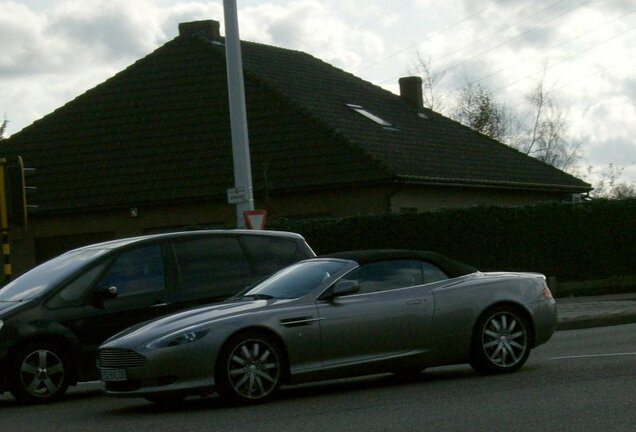 Aston Martin DB9 Volante