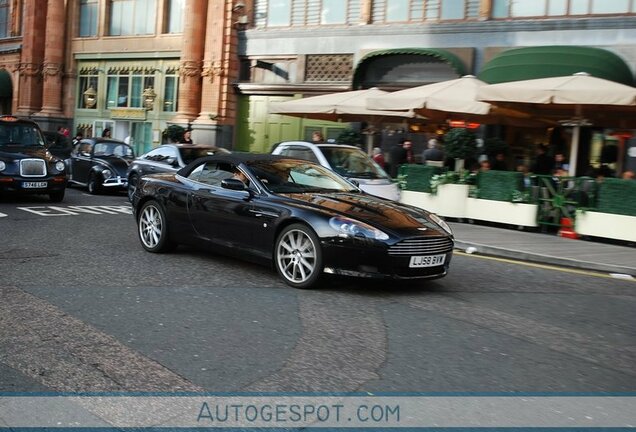 Aston Martin DB9 Volante