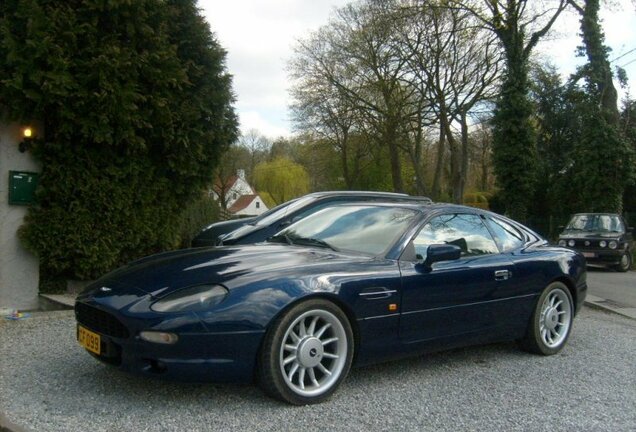 Aston Martin DB7