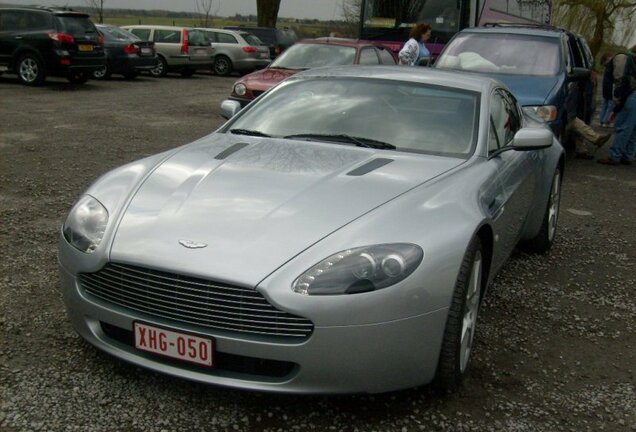 Aston Martin V8 Vantage