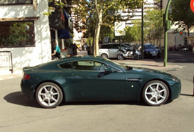 Aston Martin V8 Vantage