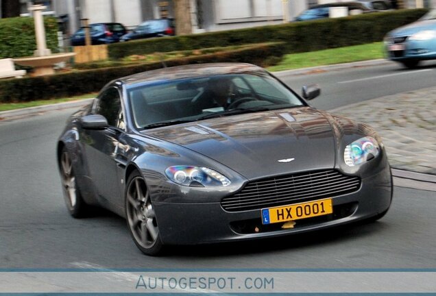 Aston Martin V8 Vantage