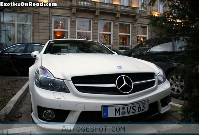 Mercedes-Benz SL 63 AMG Edition IWC