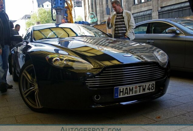 Aston Martin V8 Vantage N400