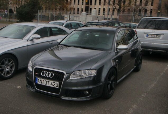 Audi RS4 Avant B7