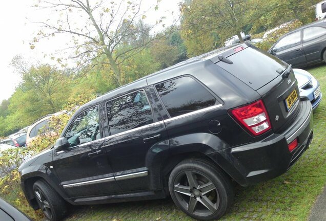 Jeep Grand Cherokee SRT-8 2005