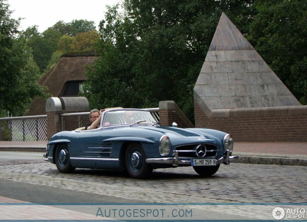 Mercedes-Benz 300SL Roadster