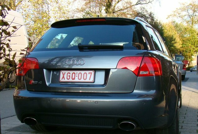 Audi RS4 Avant B7