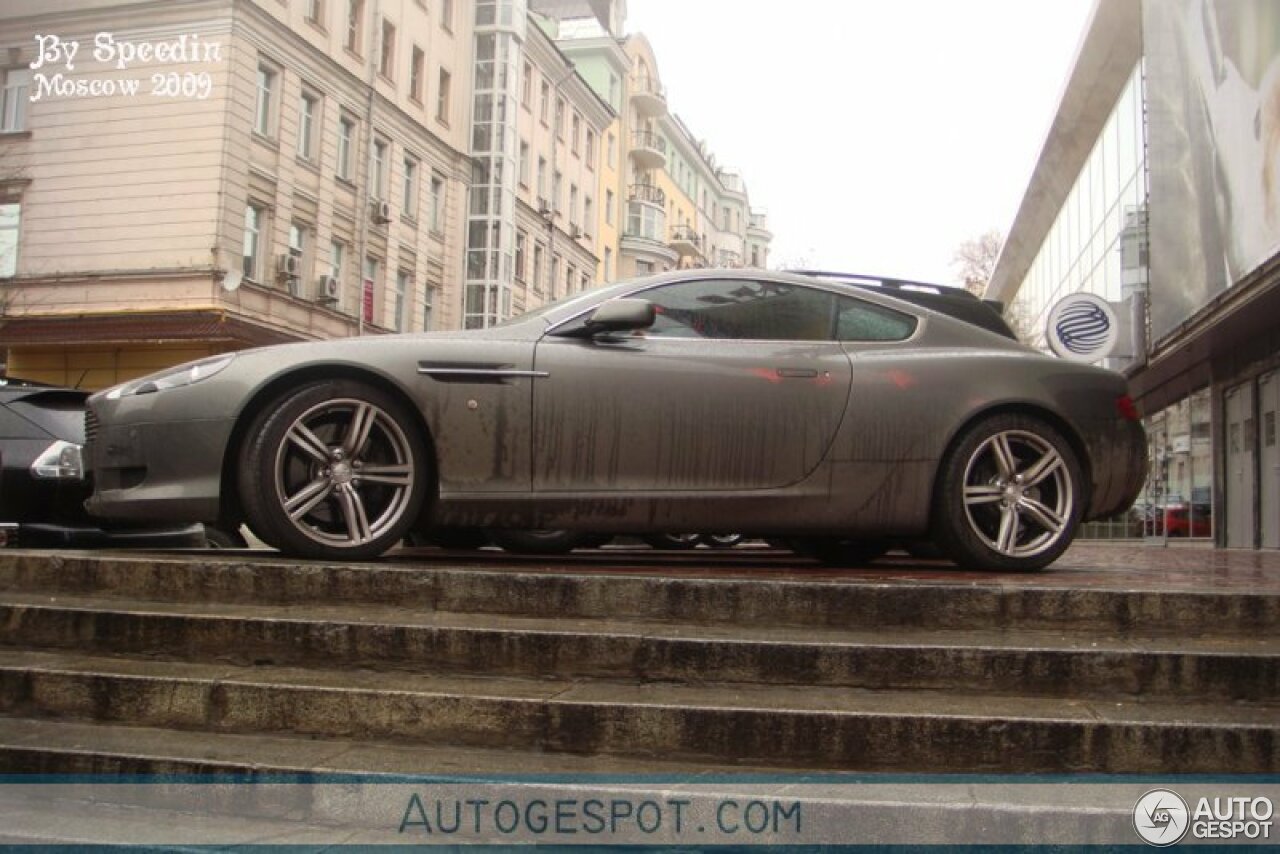 Aston Martin DB9