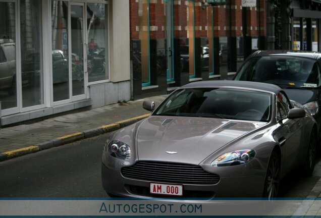 Aston Martin V8 Vantage Roadster