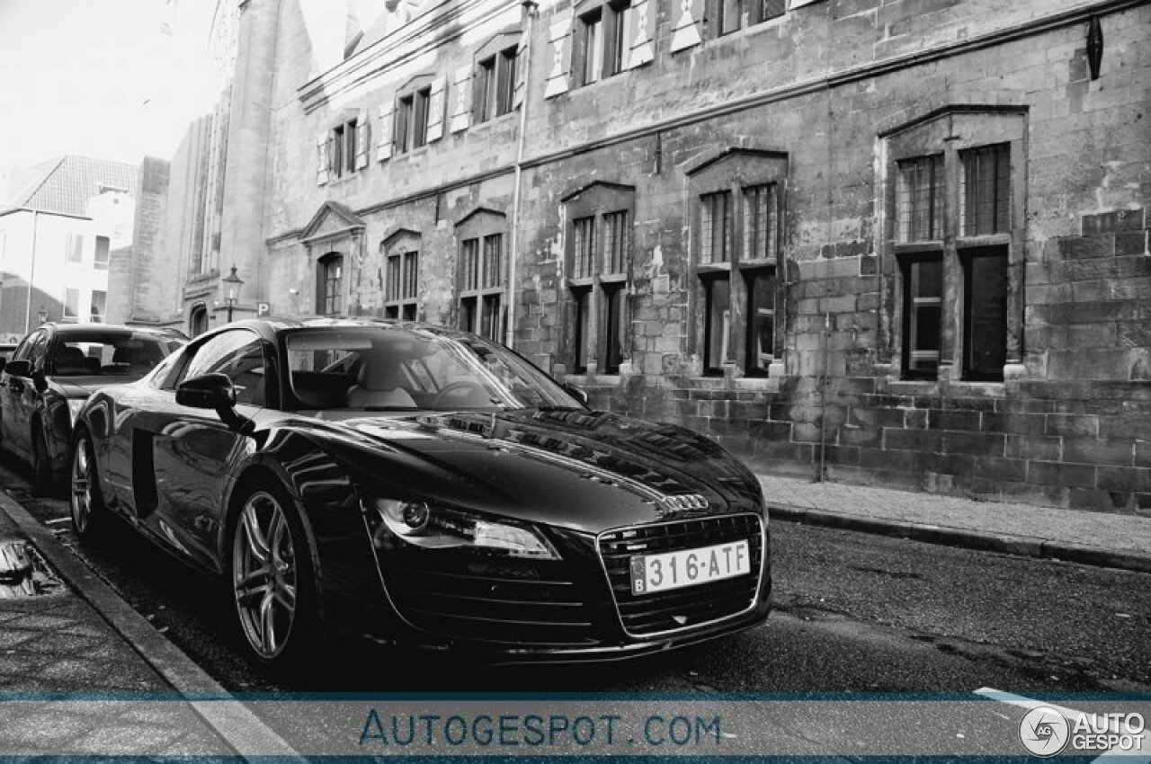 Audi R8