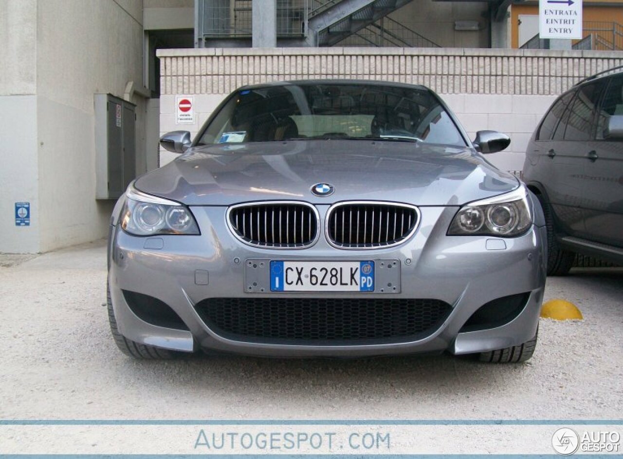 BMW M5 E60 2005