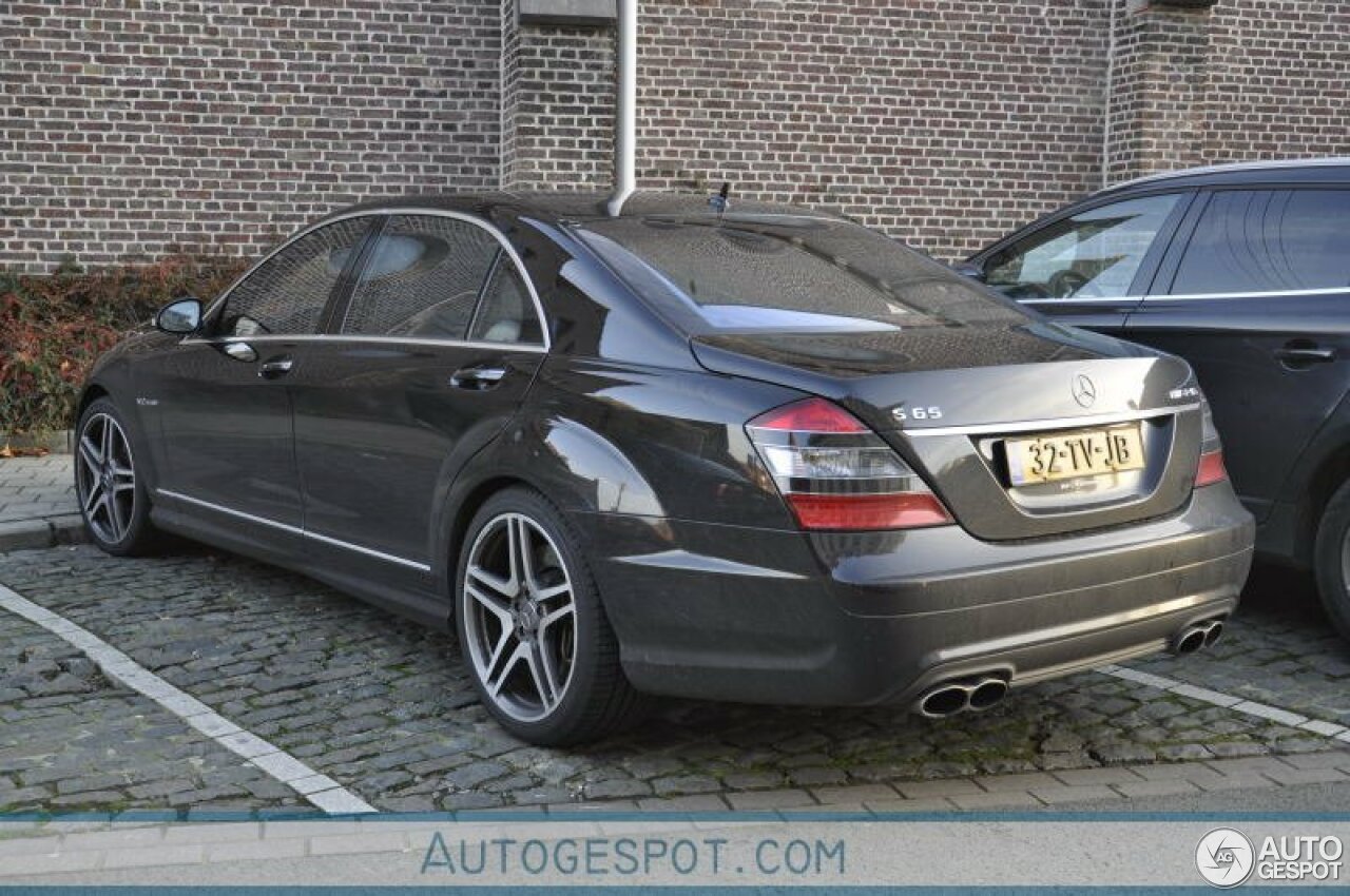 Mercedes-Benz S 65 AMG V221