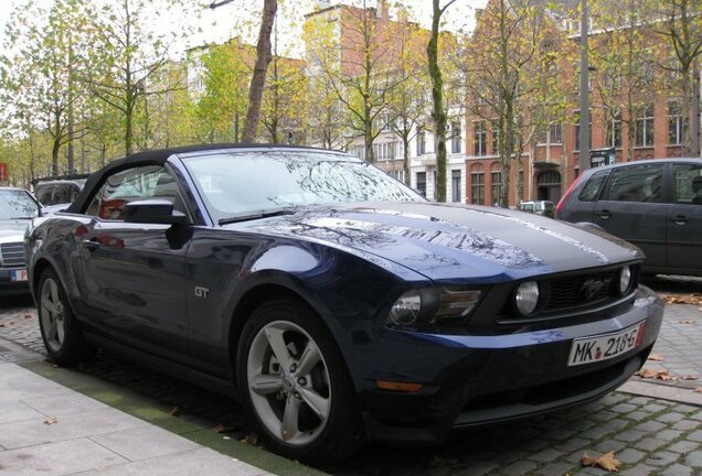 Ford Mustang GT Convertible 2010