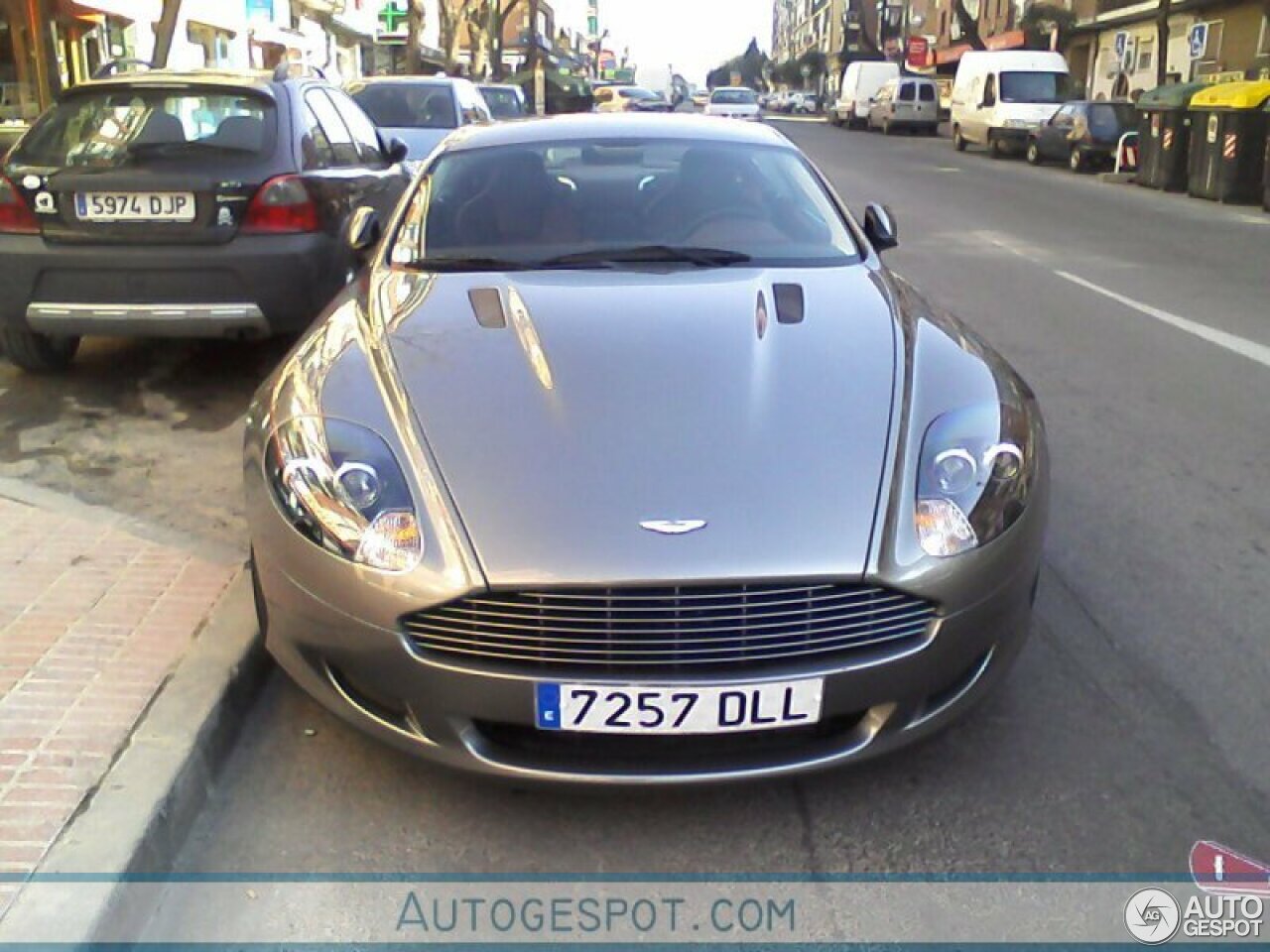 Aston Martin DB9