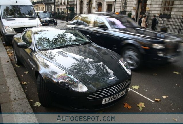 Aston Martin DB9