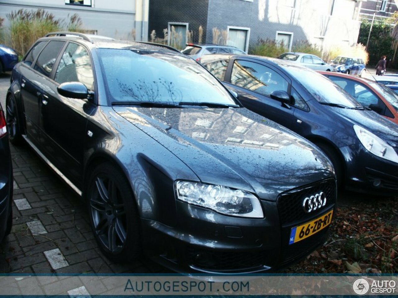 Audi RS4 Avant B7