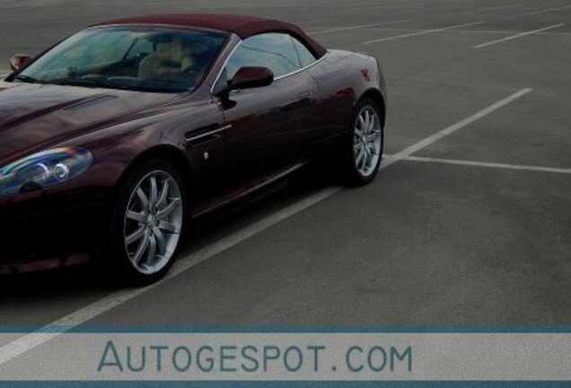 Aston Martin DB9 Volante