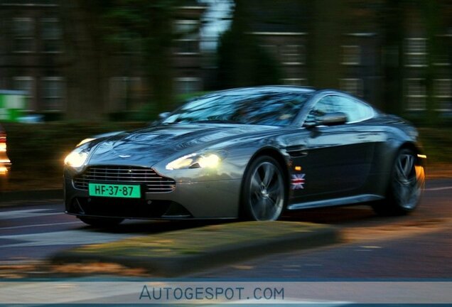 Aston Martin V12 Vantage