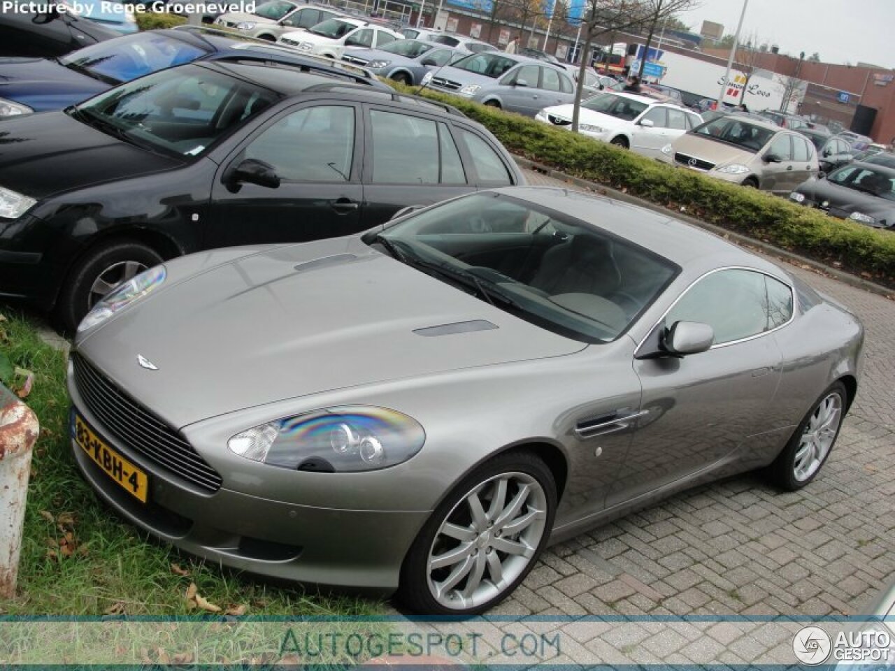 Aston Martin DB9