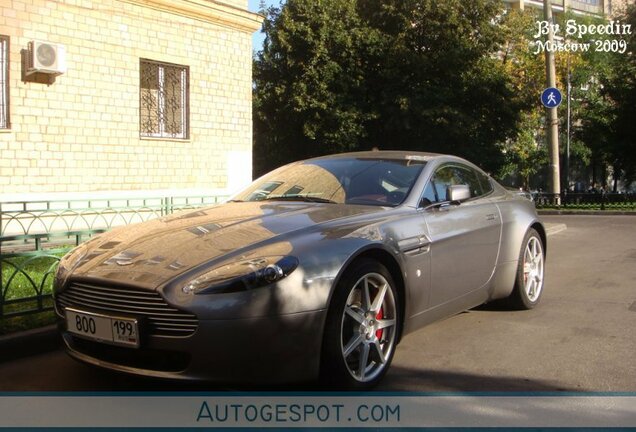 Aston Martin V8 Vantage