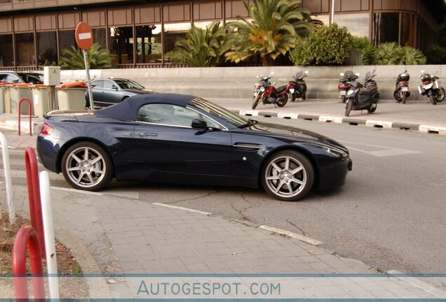 Aston Martin V8 Vantage Roadster