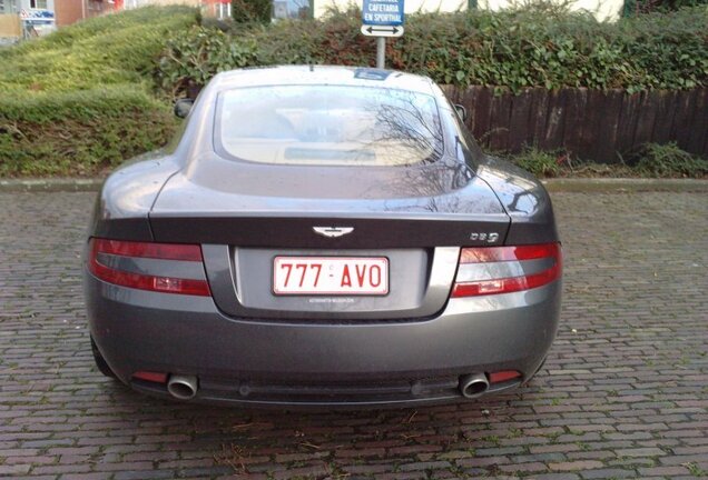 Aston Martin DB9