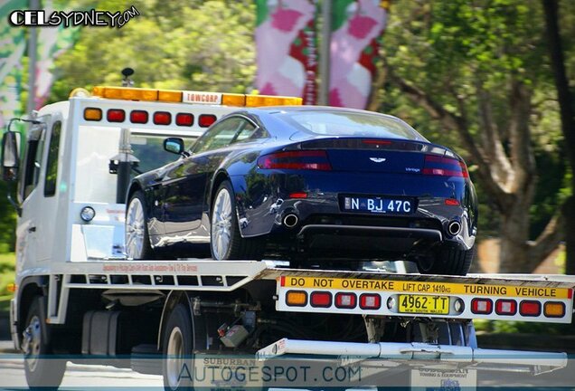 Aston Martin V8 Vantage