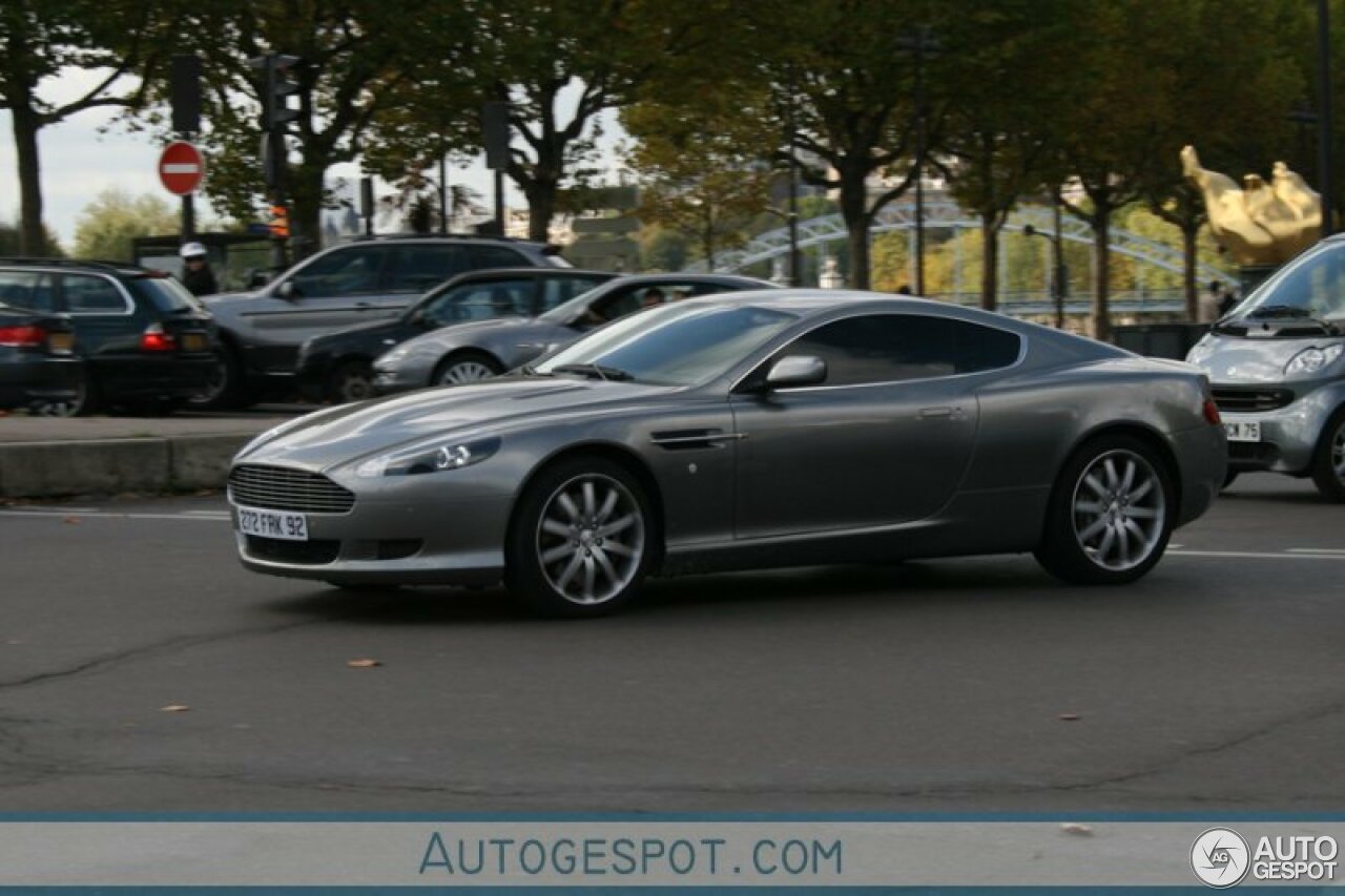 Aston Martin DB9