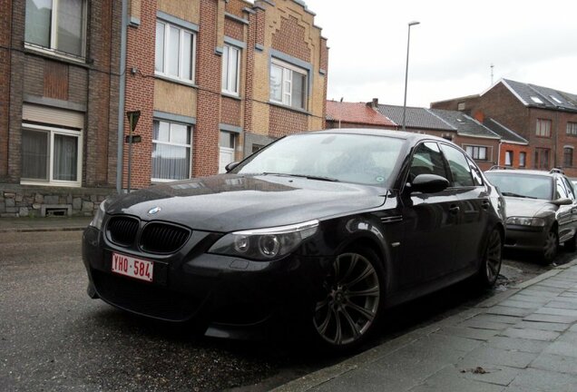 BMW M5 E60 2005