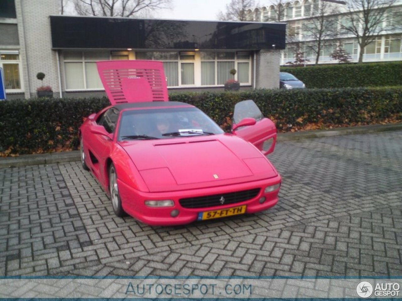 Ferrari F355 GTS