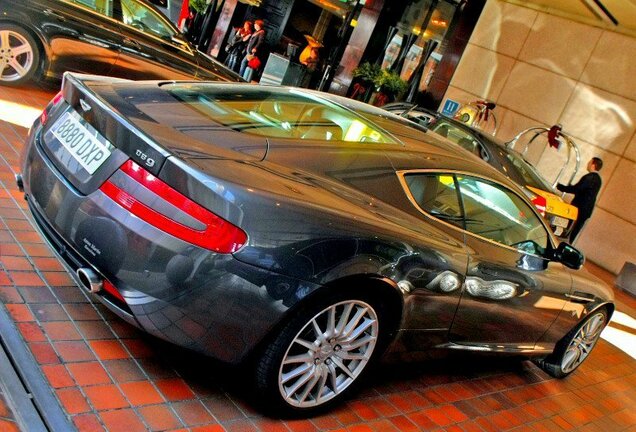 Aston Martin DB9