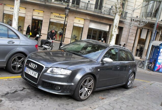 Audi RS4 Avant B7