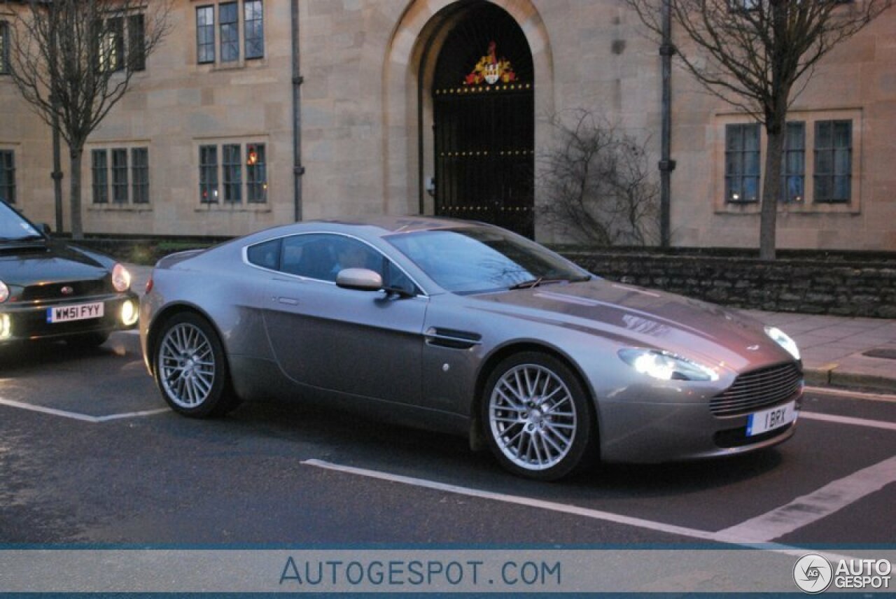 Aston Martin V8 Vantage