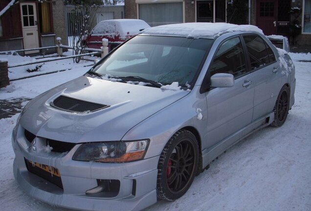 Mitsubishi Lancer Evolution IX