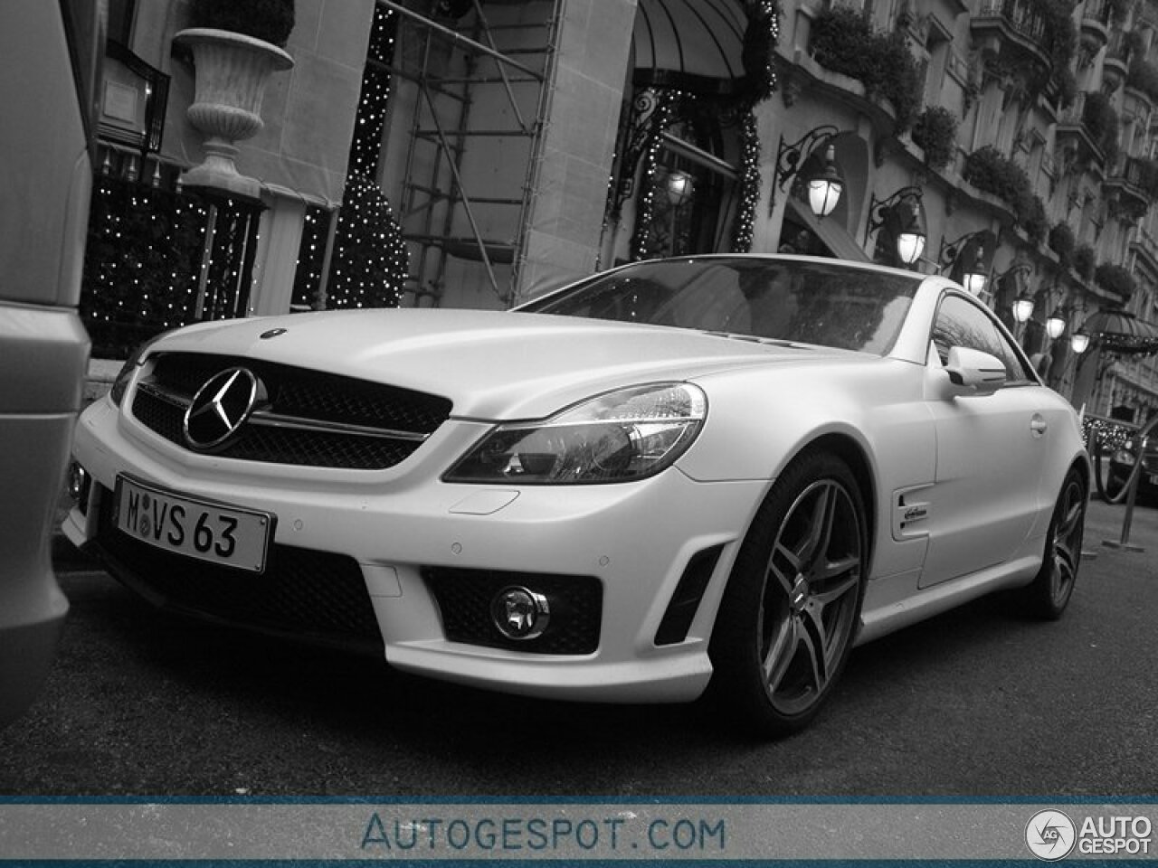 Mercedes-Benz SL 63 AMG Edition IWC